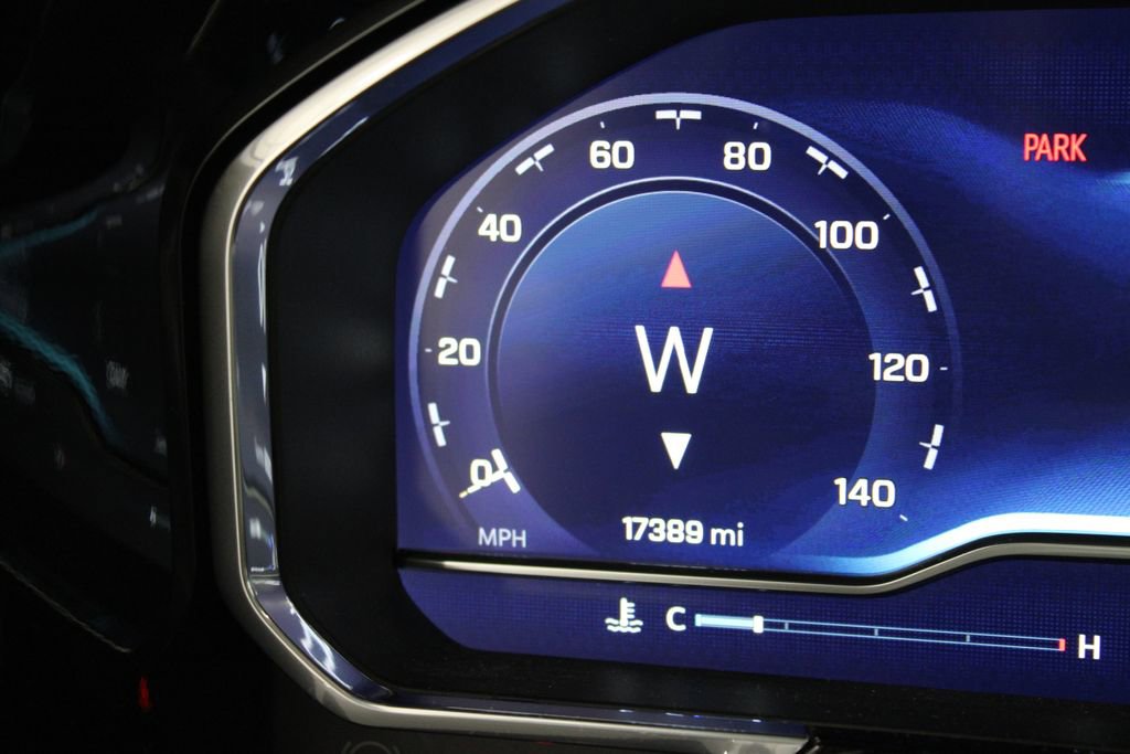 Used 2024 Chevrolet Silverado 1500 ZR2 w/ Technology Package image 21