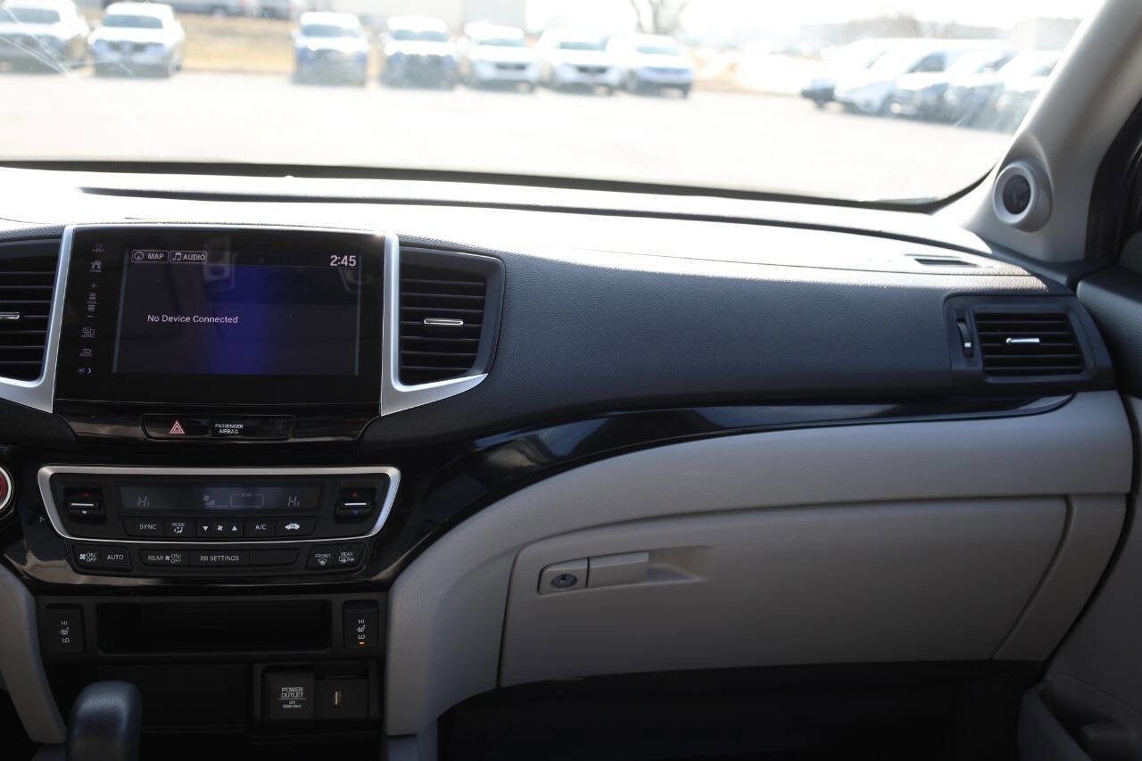 Used 2017 Honda Ridgeline RTL-E image 24