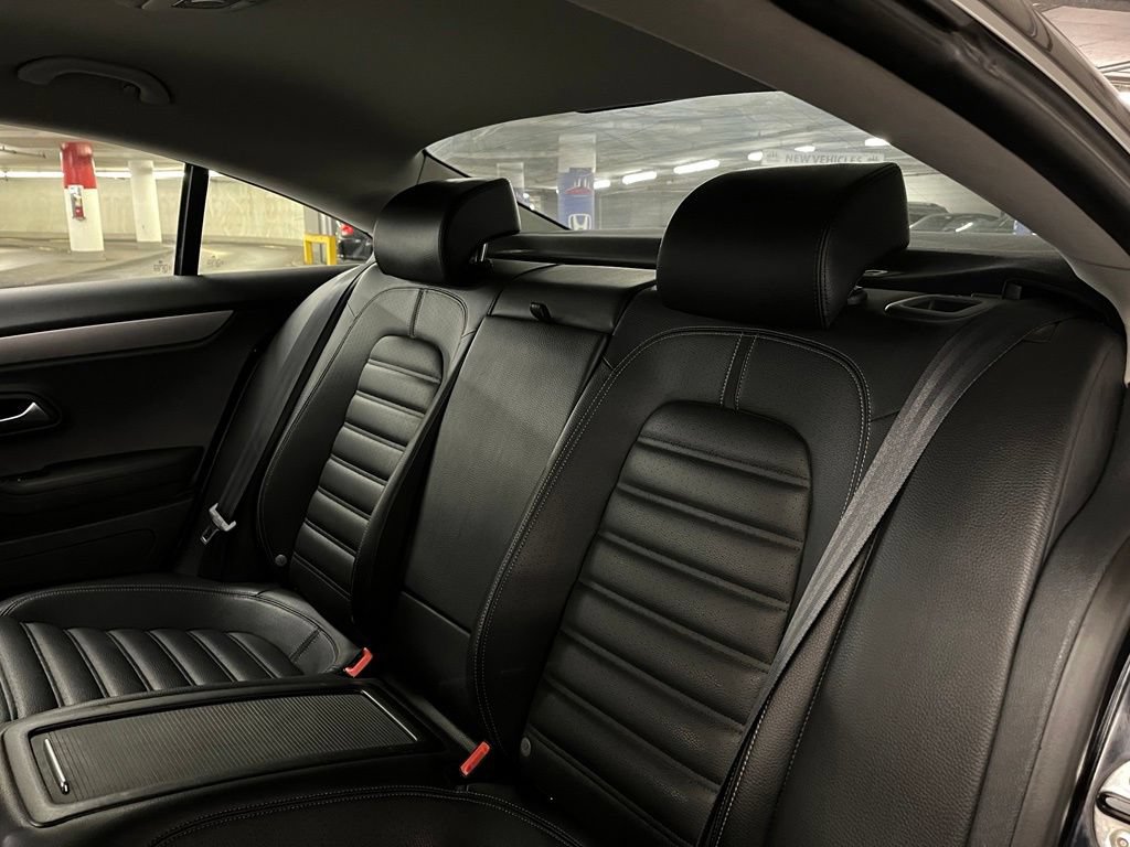 Used 2012 Volkswagen CC Sport FWD image 16