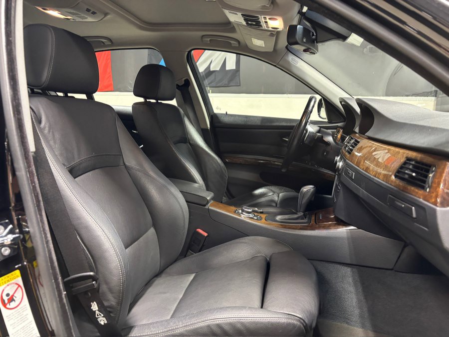 Used 2009 BMW 335i Sedan w/ Premium Pkg image 9
