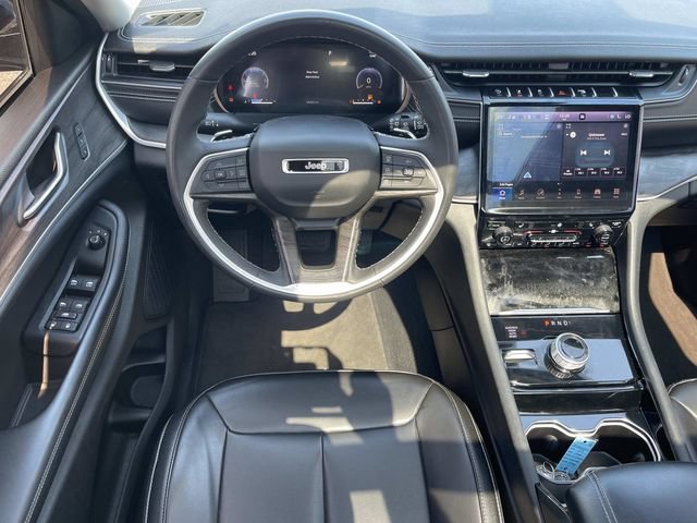 Used 2023 Jeep Grand Cherokee L Limited AWD/4WD image 14