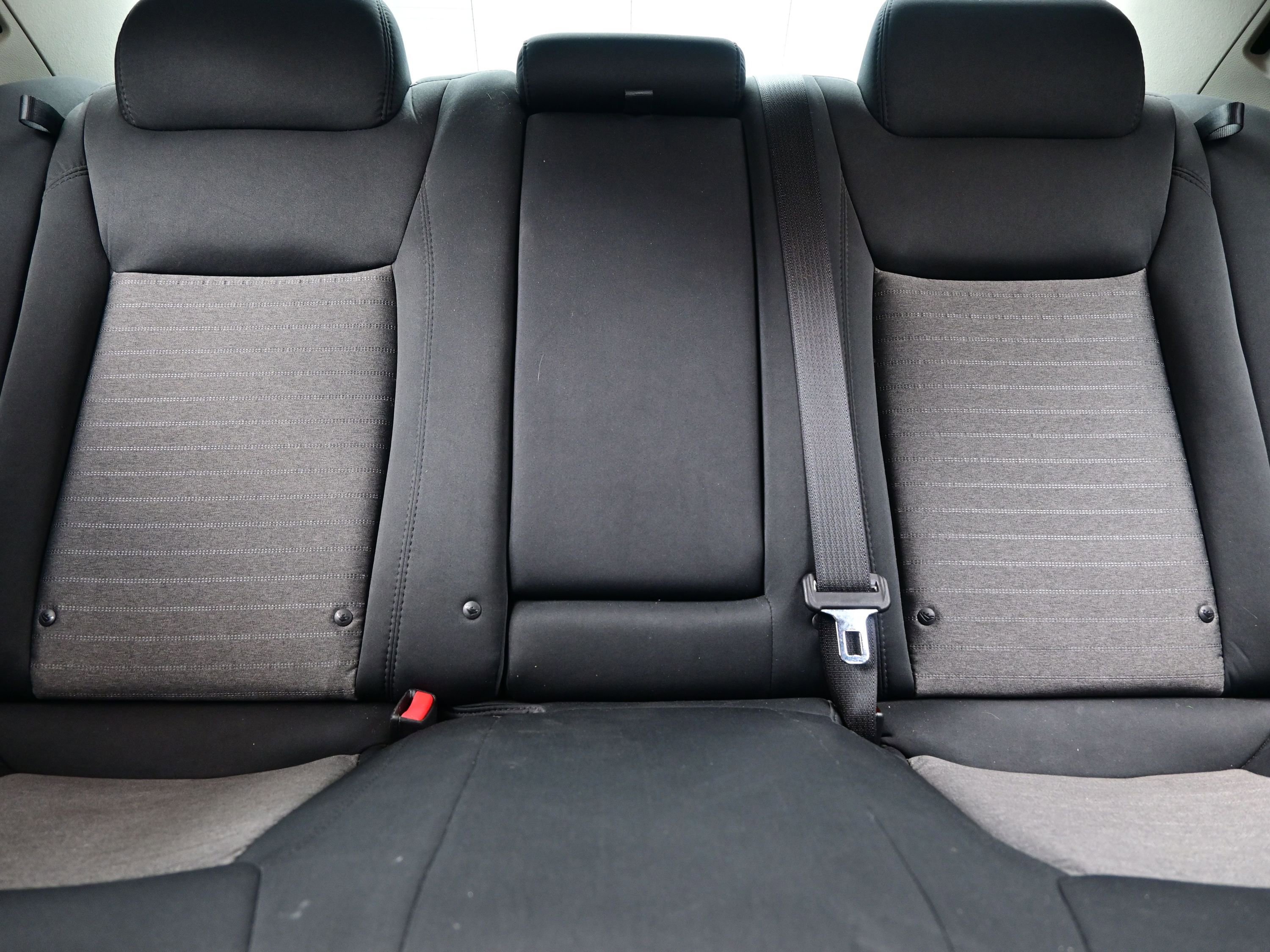 Used 2018 Chrysler 300 Touring image 16