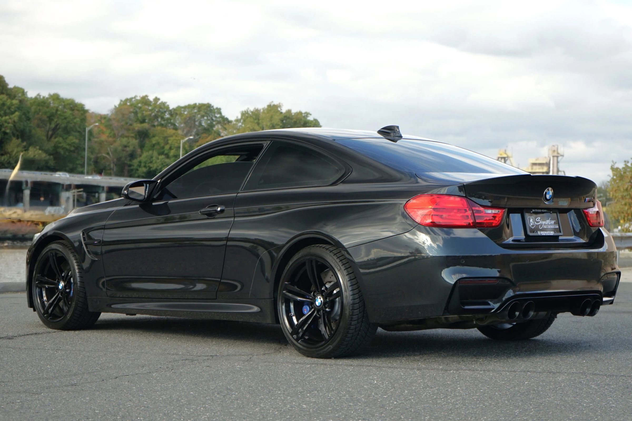 Used 2016 BMW M4 Coupe w/ Competition Package image 3