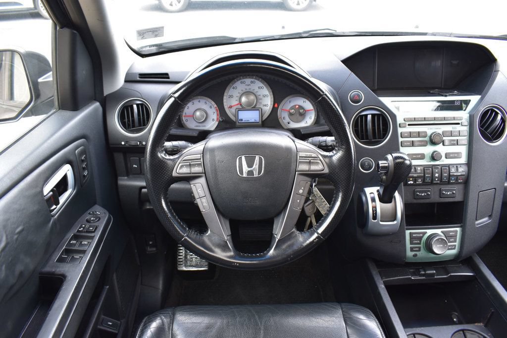 Used 2010 Honda Pilot Touring image 27
