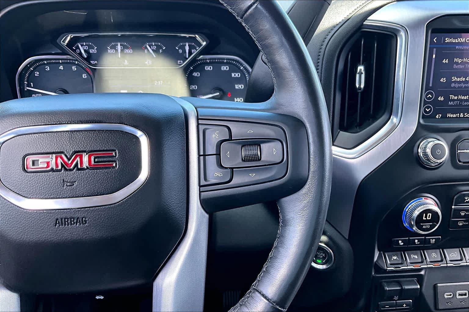 Used 2019 GMC Sierra 1500 SLT AWD/4WD image 25