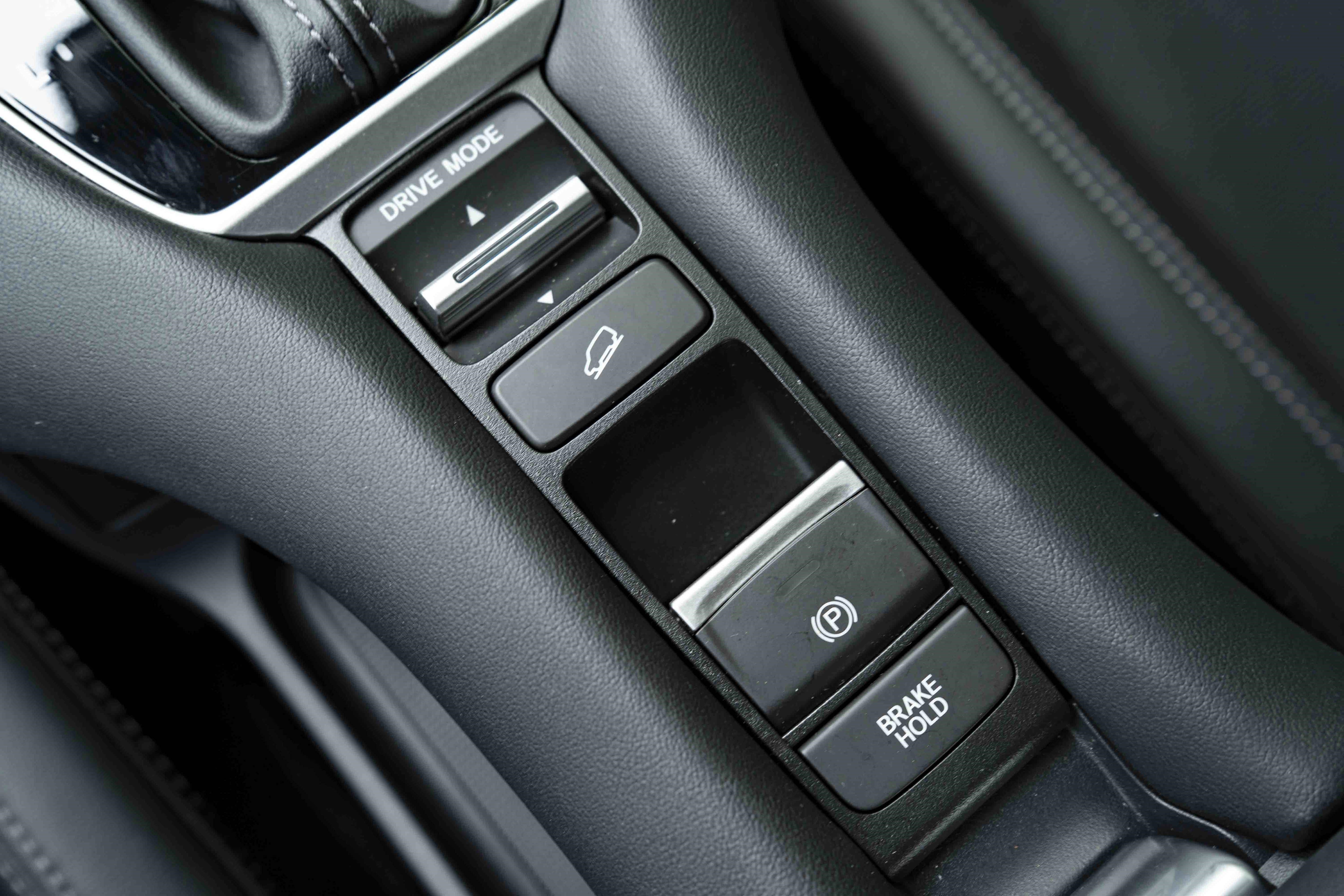 Used 2024 Honda HR-V EX-L image 28