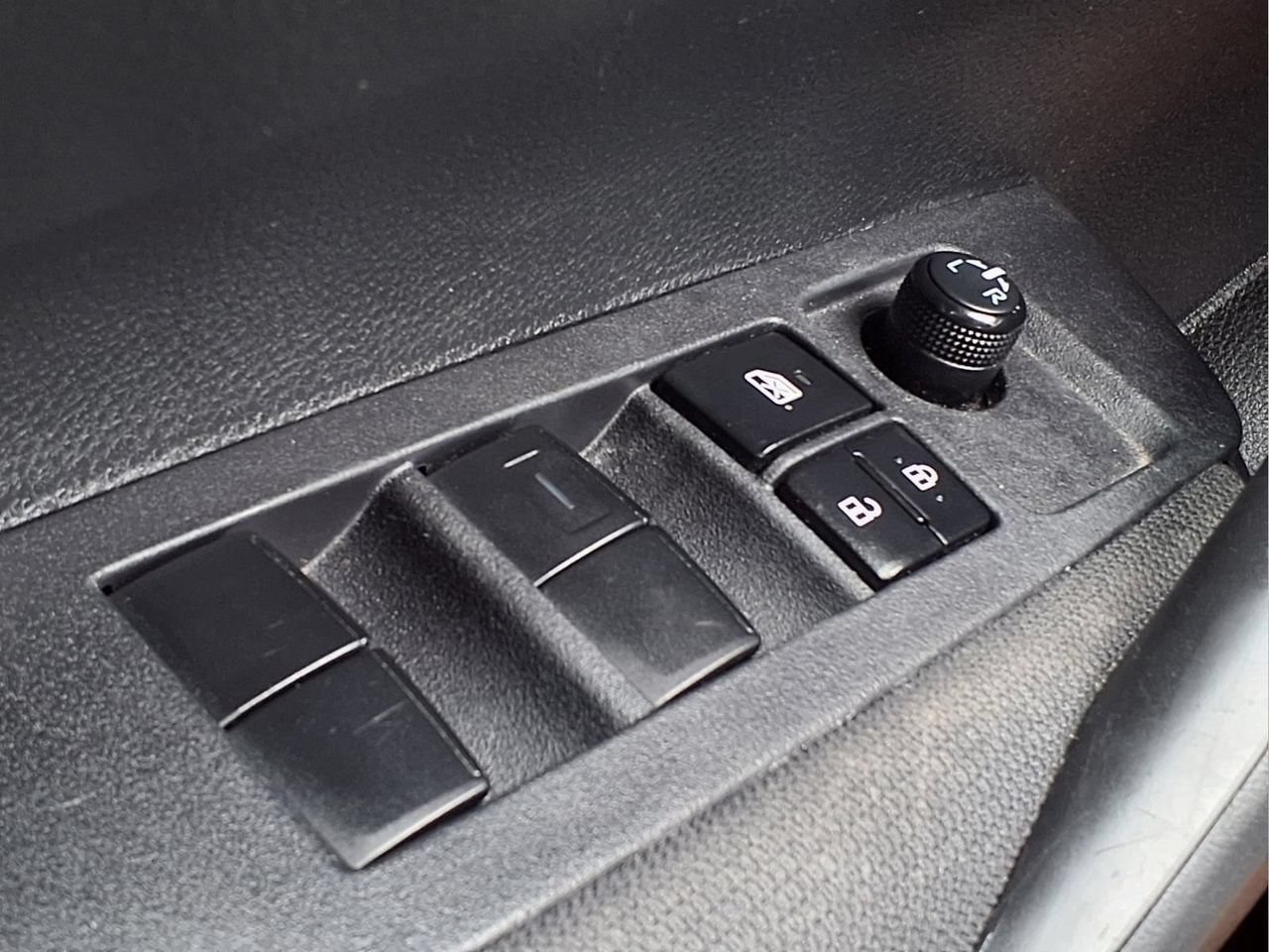 Used 2024 Toyota Corolla LE FWD image 25