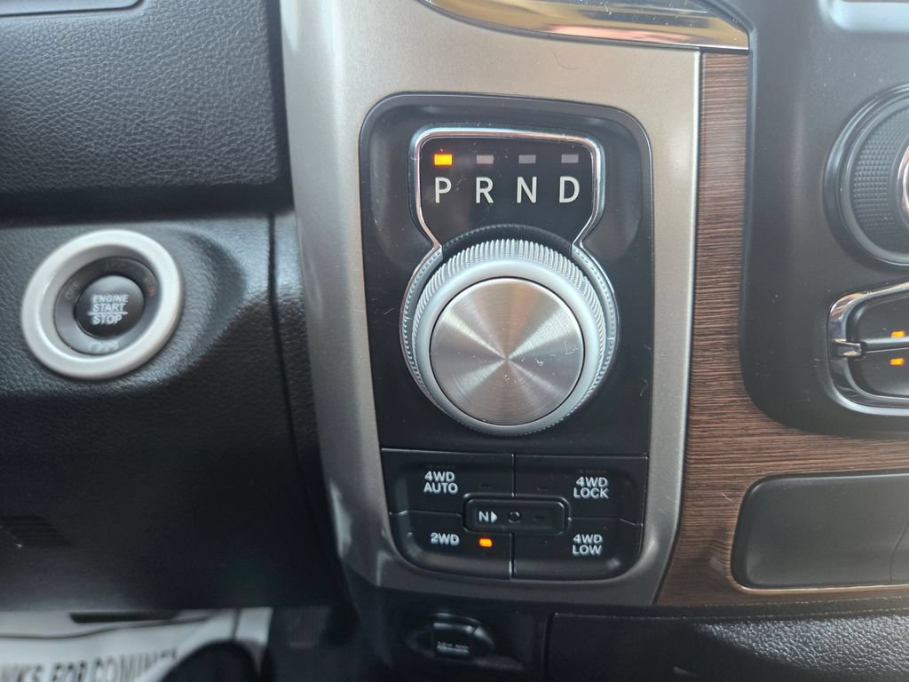 Used 2017 RAM 1500 Laramie w/ Convenience Group AWD/4WD image 33