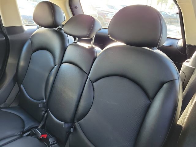 Used 2014 MINI Cooper Countryman image 9