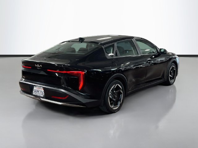 Certified 2025 Kia K4 EX FWD image 7