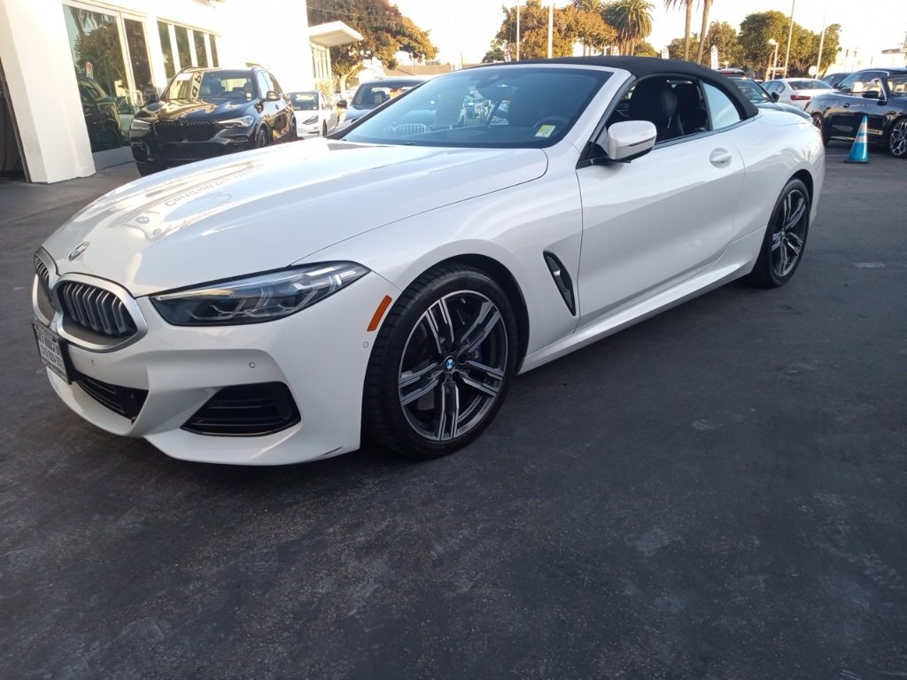 Used 2025 BMW 840i xDrive Convertible image 3