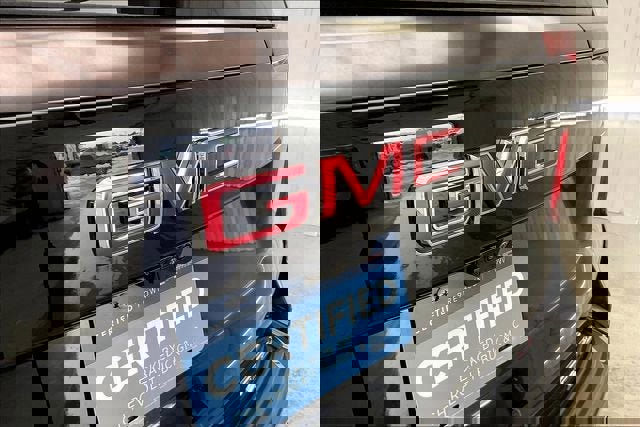 Certified 2025 GMC Yukon XL AT4 Ultimate image 32