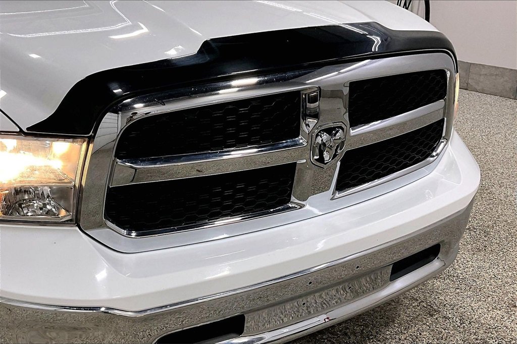 Used 2017 RAM 1500 Classic SLT image 29