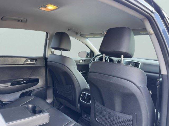 Used 2021 Kia Sportage EX FWD image 47