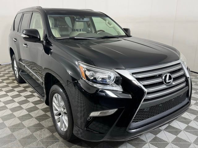 Used 2018 Lexus GX 460 Premium w/ Premium Package AWD/4WD image 10