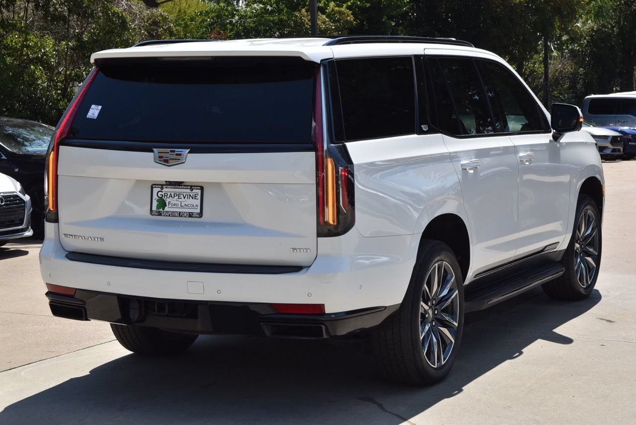 Used 2021 Cadillac Escalade Sport Platinum AWD/4WD image 8