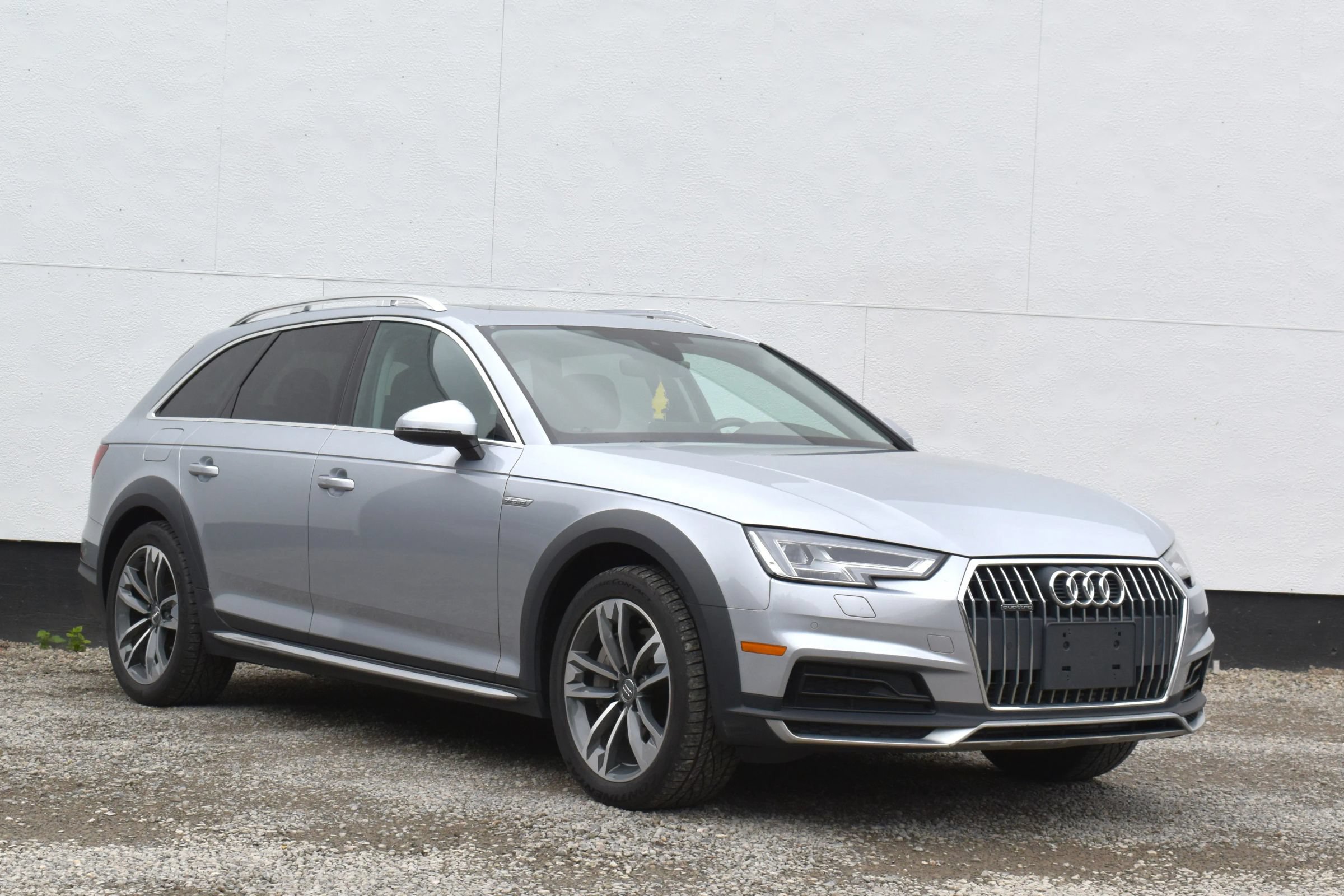 Used 2018 Audi A4 2.0T allroad Premium Plus AWD/4WD image 1