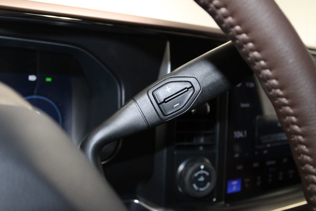 New 2026 Ford F250 King Ranch w/ FX4 Off-Road Package image 38