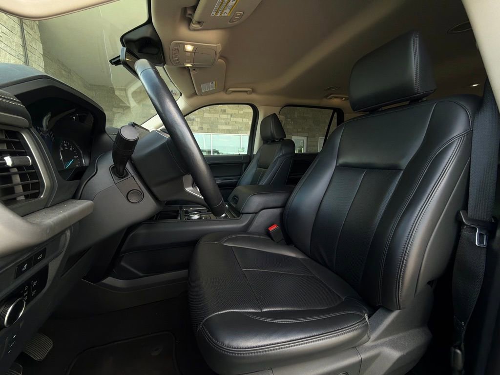 Used 2024 Ford Expedition Max XLT AWD/4WD image 6
