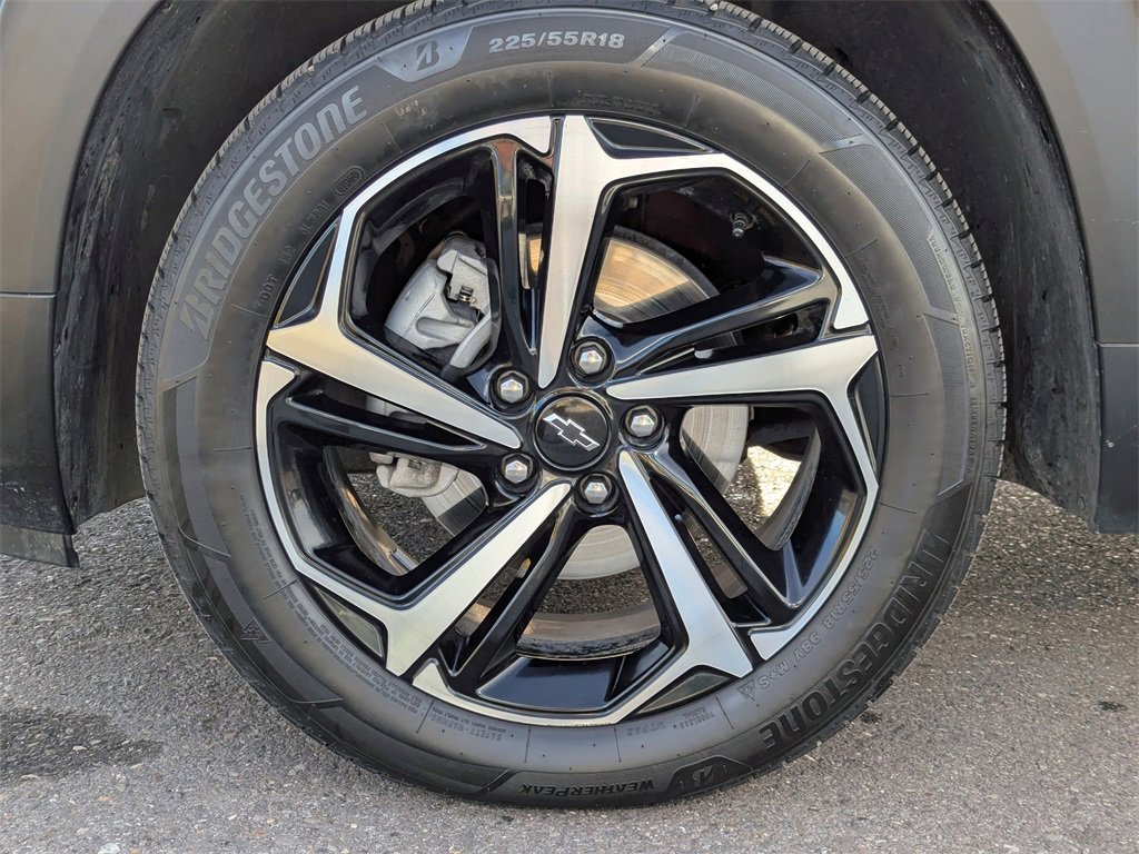 Used 2023 Chevrolet TrailBlazer RS w/ Sun and Liftgate Package image 49