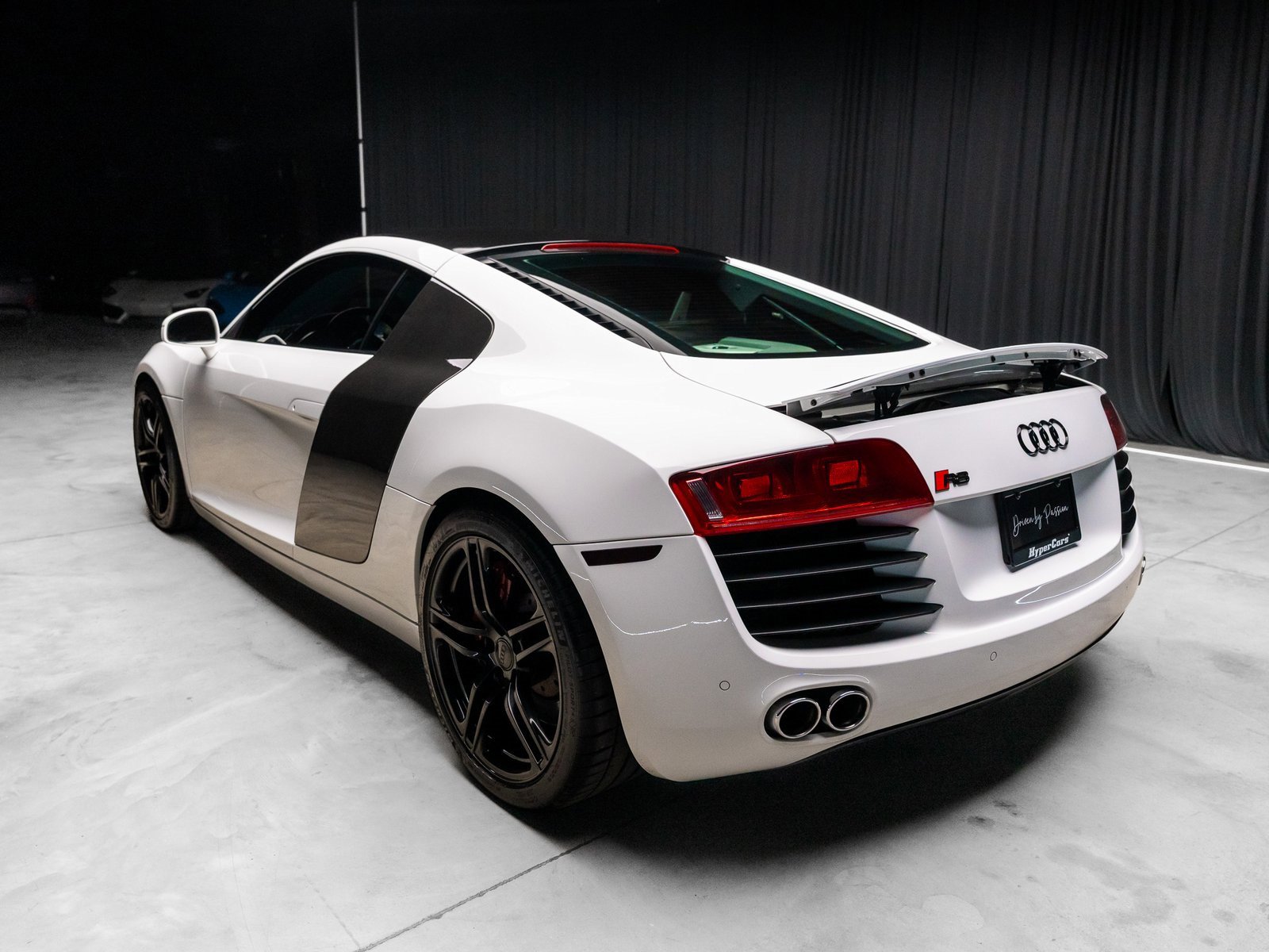 Used 2009 Audi R8 V8 image 11