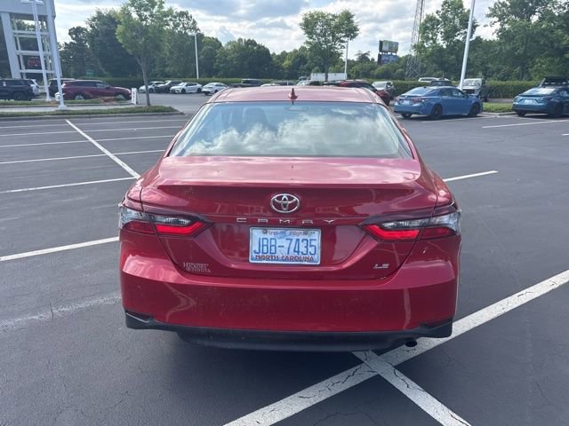 Used 2024 Toyota Camry LE w/ Convenience Package FWD image 7