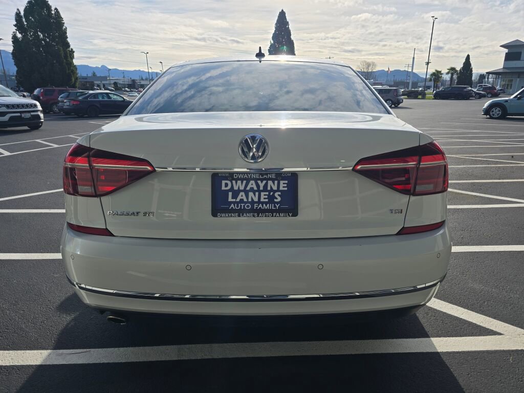 Used 2017 Volkswagen Passat 1.8T SE image 6