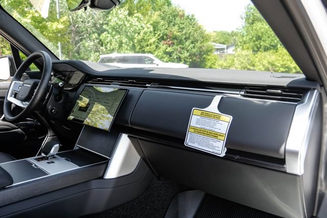 New 2026 Land Rover Range Rover SE AWD/4WD image 17