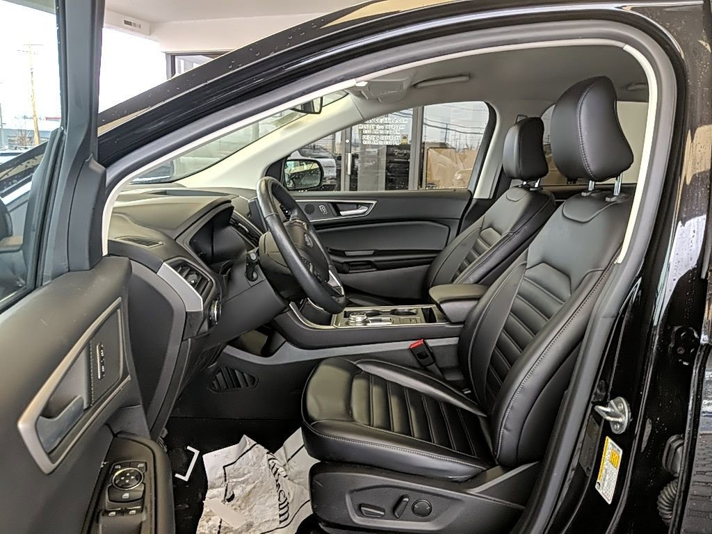 Certified 2024 Ford Edge SEL w/ Convenience Package image 12