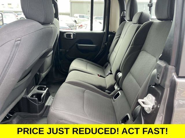 Used 2023 Jeep Gladiator Sport AWD/4WD image 15