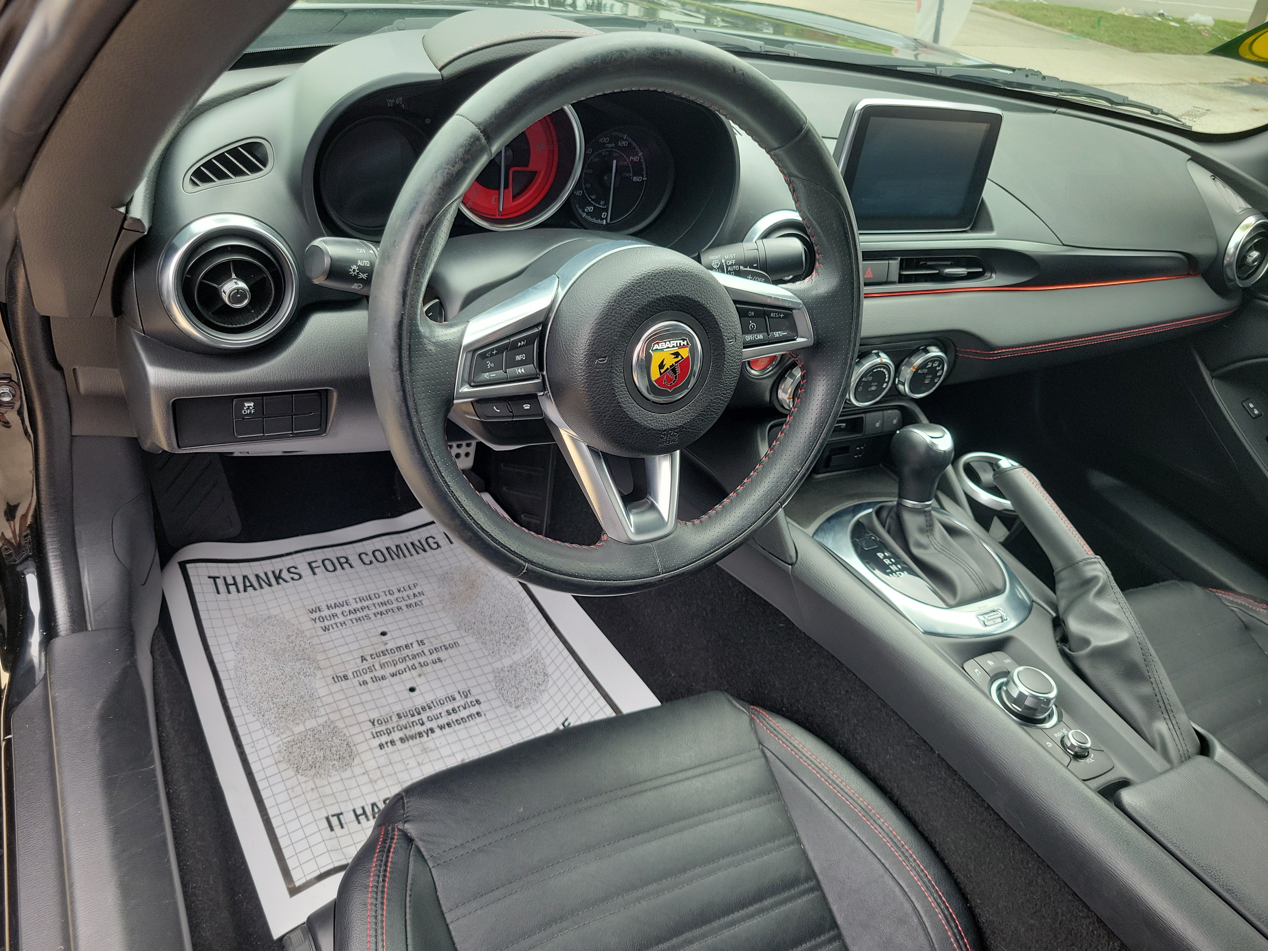 Used 2018 FIAT 124 Spider Abarth w/ Navigation & Sound Group RWD image 10