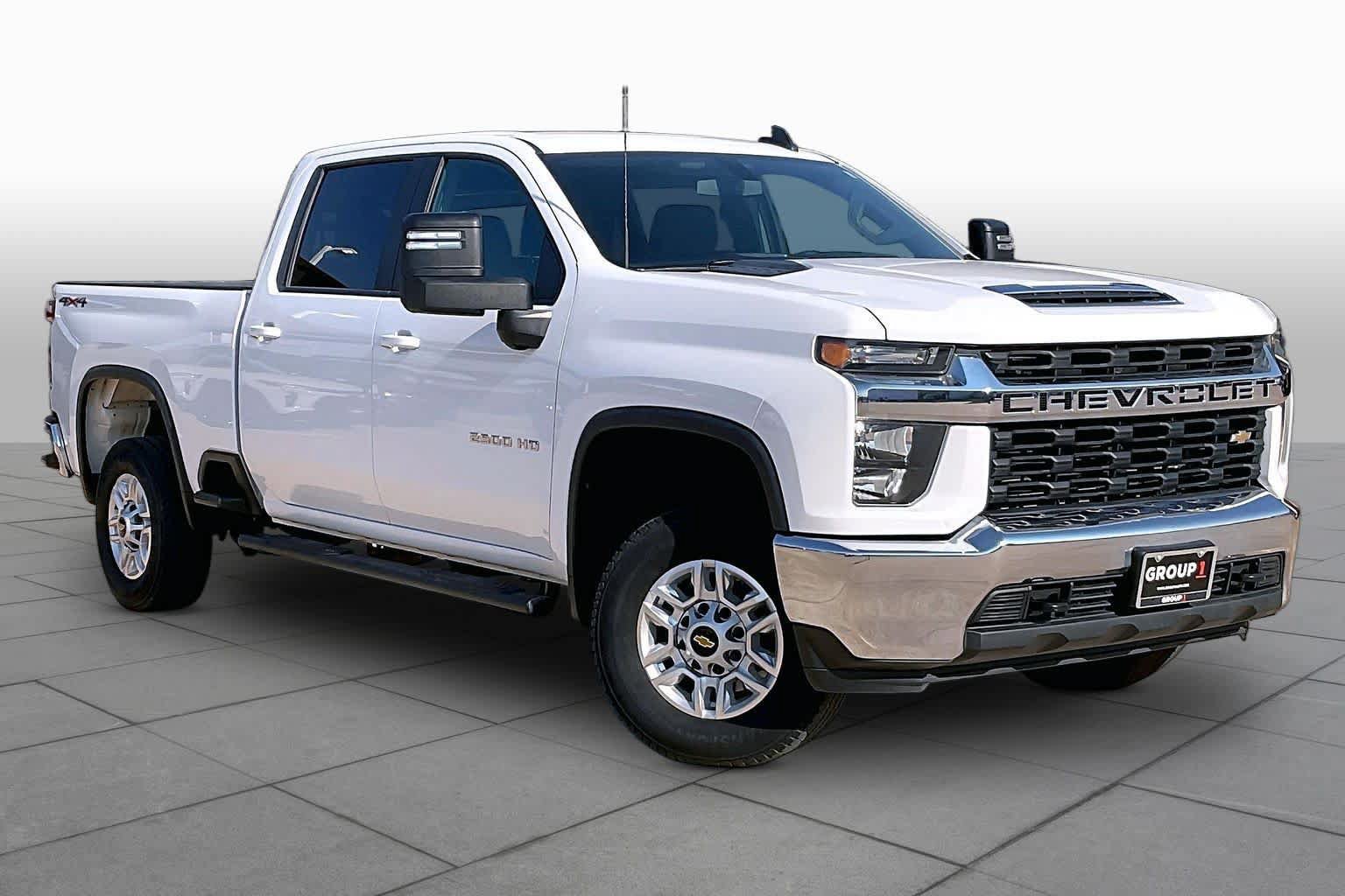 Used 2023 Chevrolet Silverado 2500 LT AWD/4WD image 3