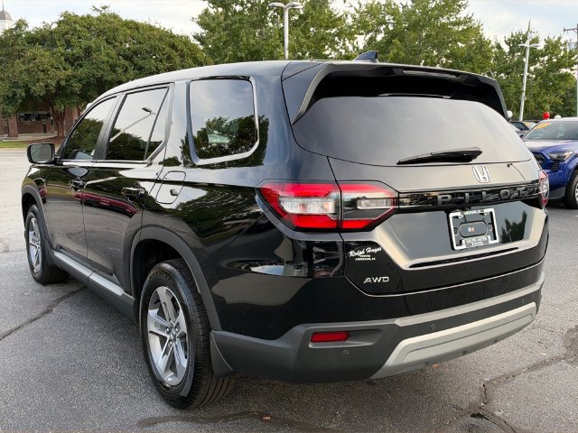 Used 2025 Honda Pilot EX-L image 7