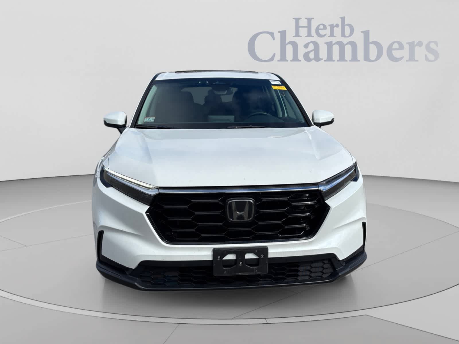 Used 2023 Honda CR-V EX image 2