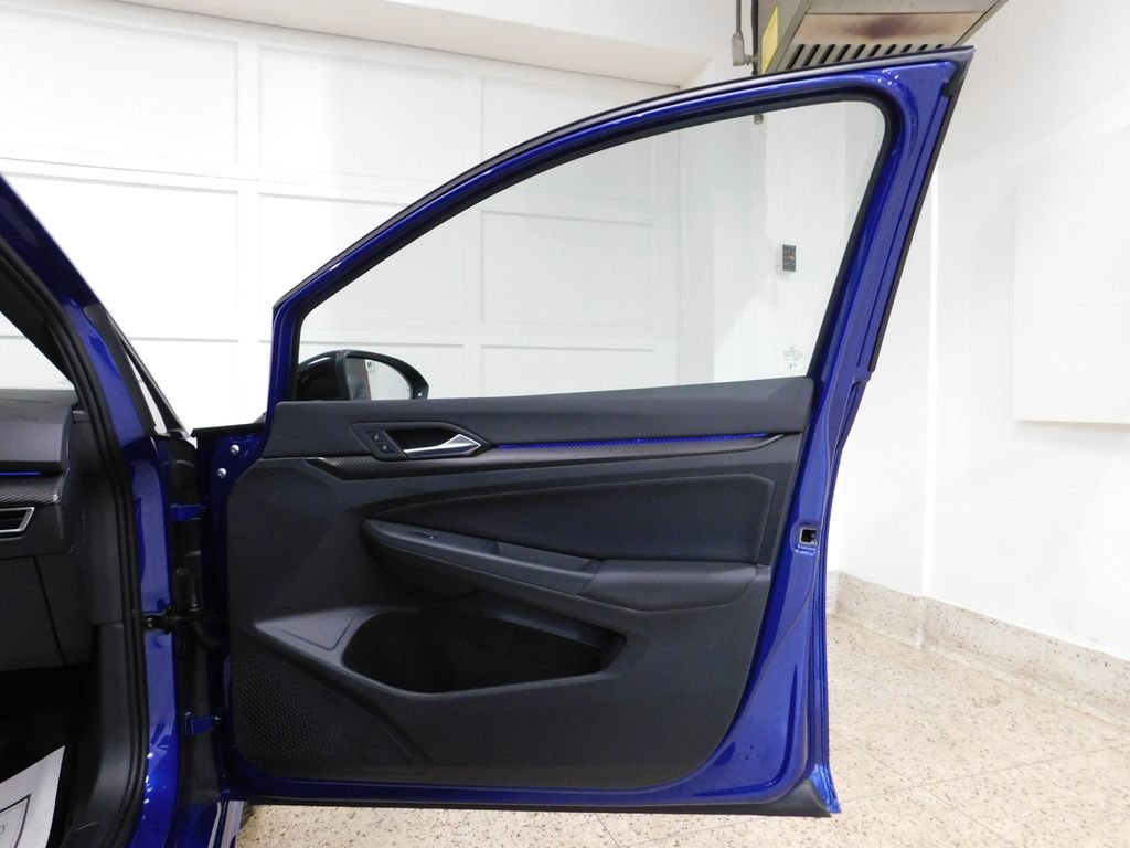 Used 2025 Volkswagen Golf R Black Edition image 93
