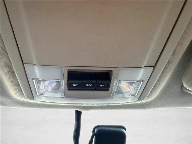 Used 2015 Lincoln Navigator L 2WD image 21