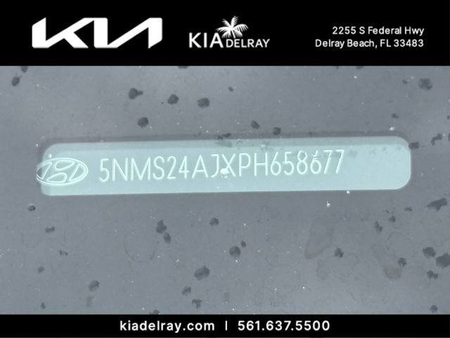 Used 2023 Hyundai Santa Fe SEL FWD image 5