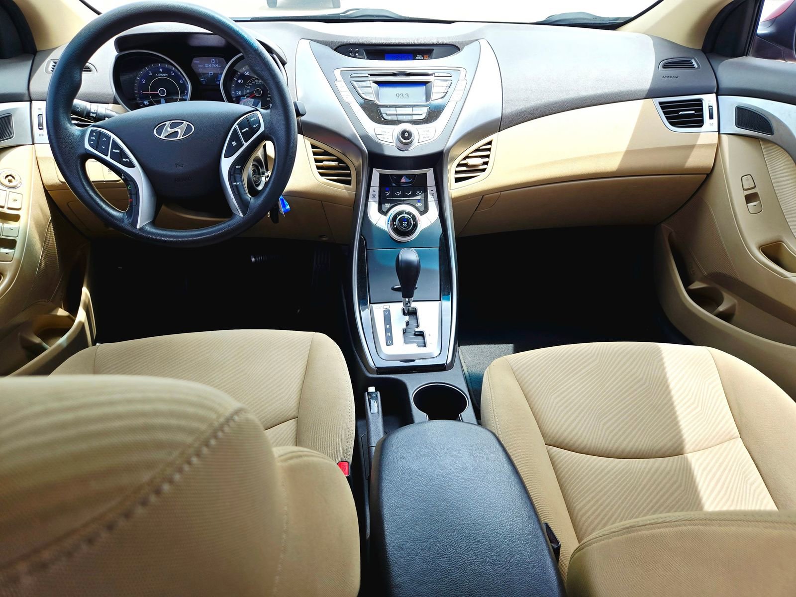 Used 2012 Hyundai Elantra GLS w/ Preferred Pkg 3 FWD image 8