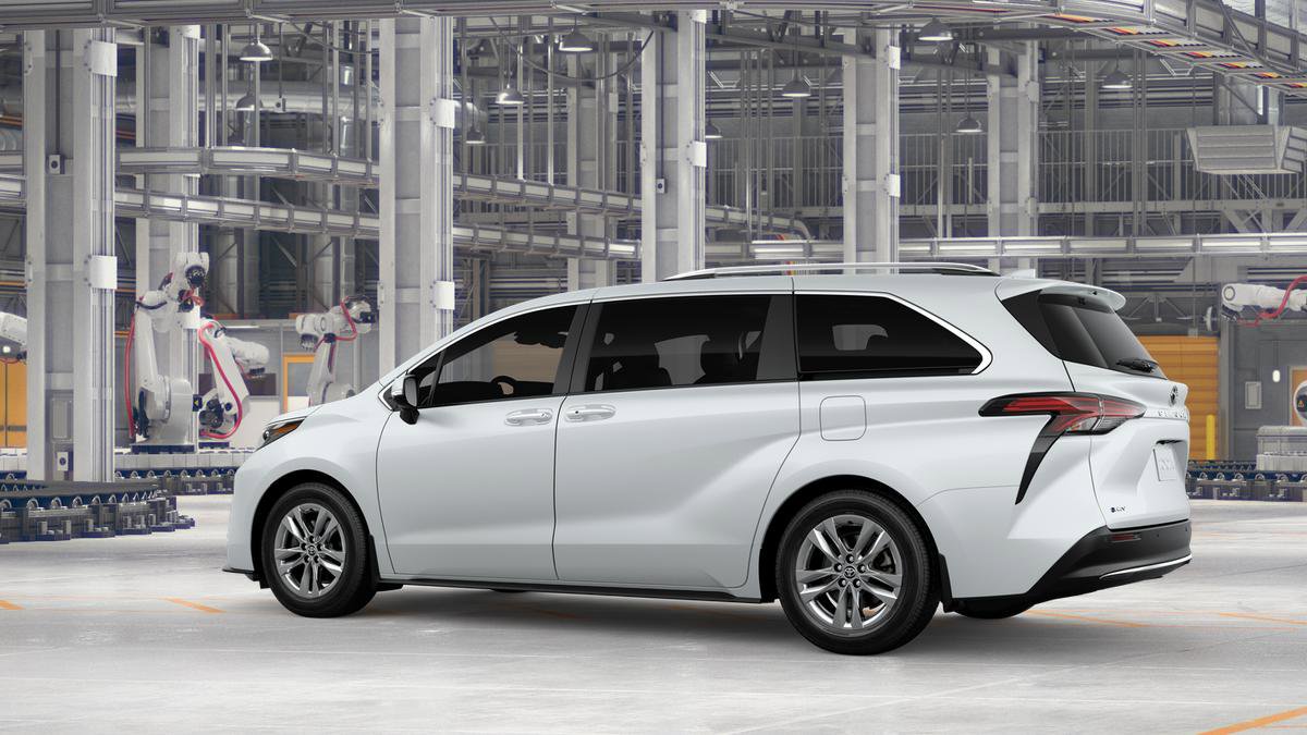 New 2026 Toyota Sienna Limited FWD image 5