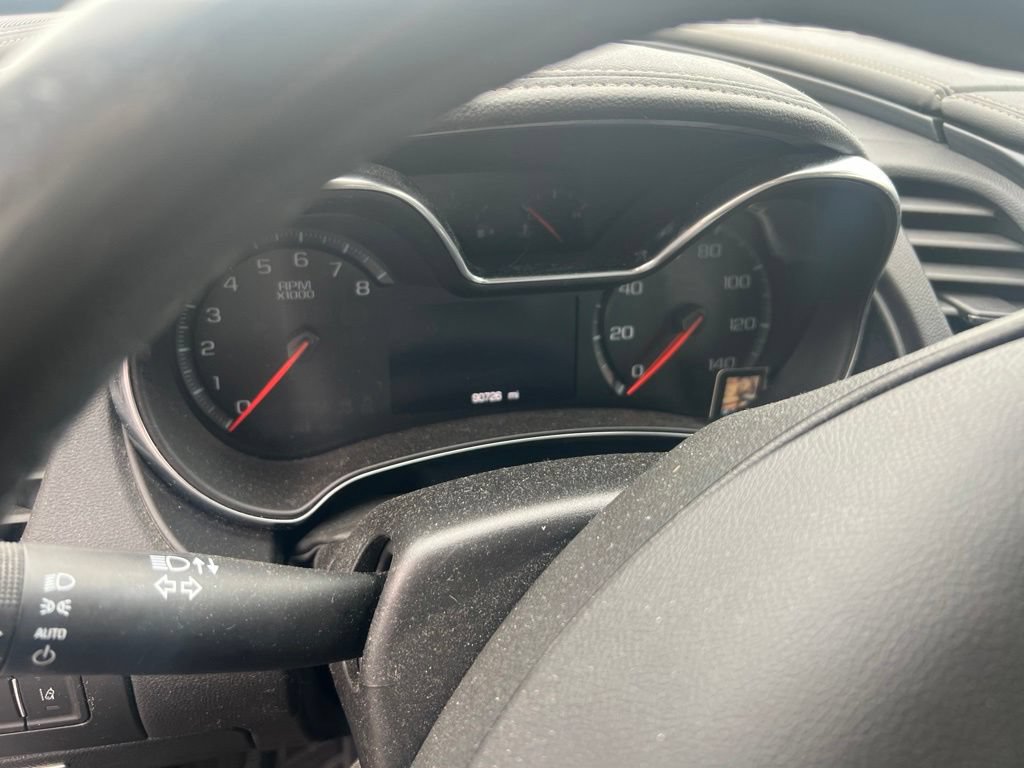 Used 2016 Chevrolet Impala LTZ FWD image 6
