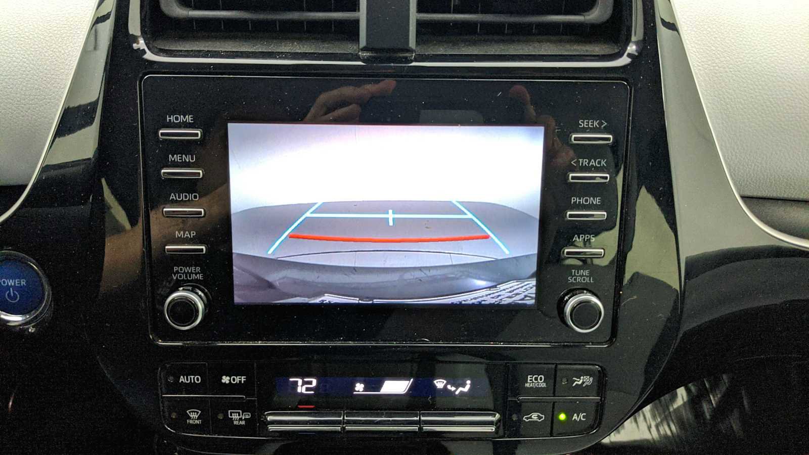 Used 2020 Toyota Prius XLE image 16