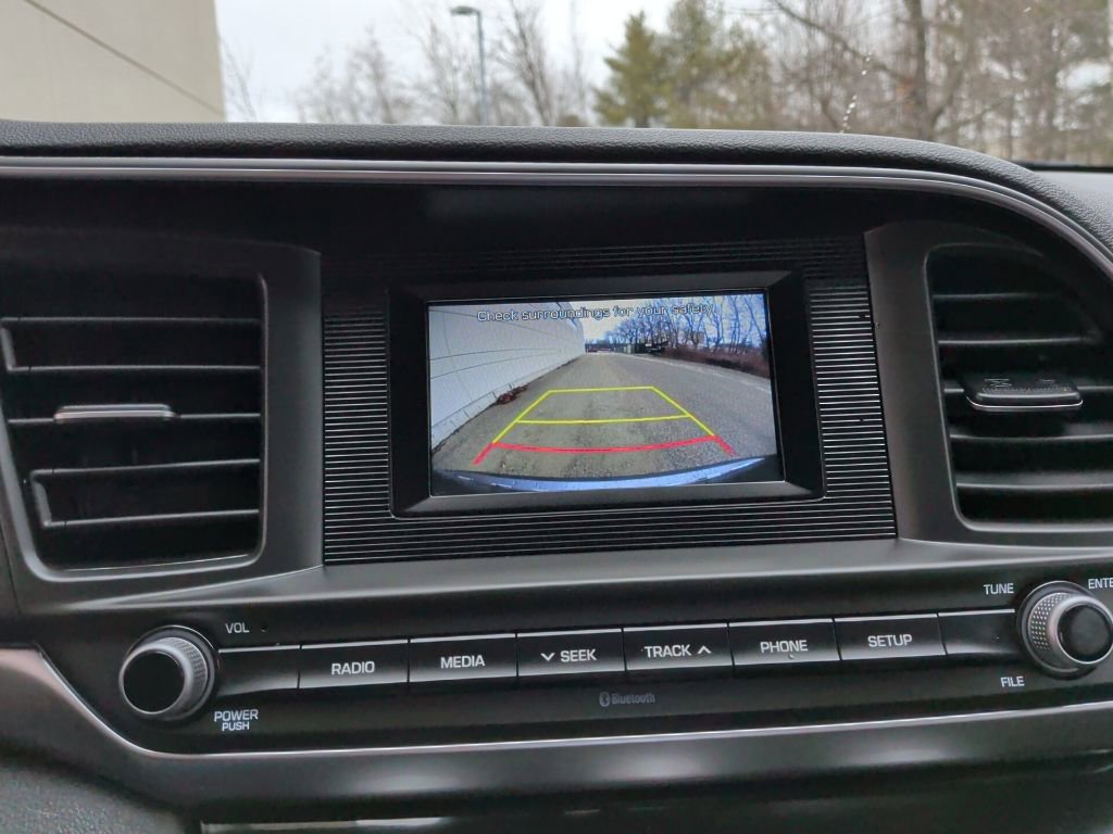 Used 2019 Hyundai Elantra SE w/ Cargo Package image 23