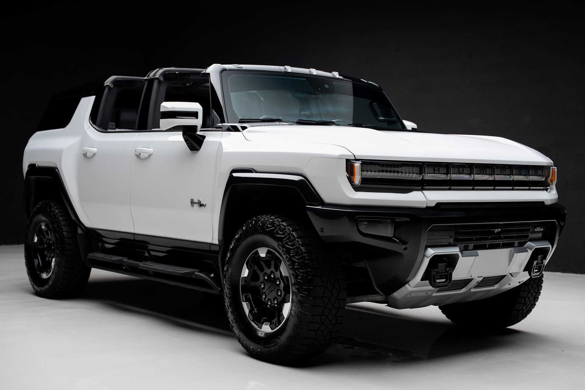 Used 2024 GMC Hummer EV 2X w/ Extreme Off-Road Package image 88