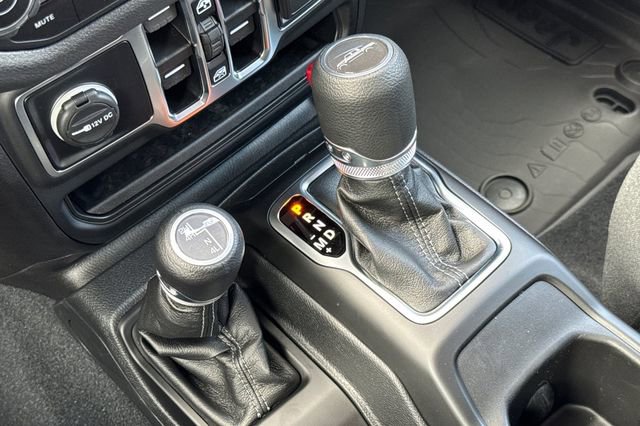 New 2025 Jeep Gladiator Sport AWD/4WD image 21