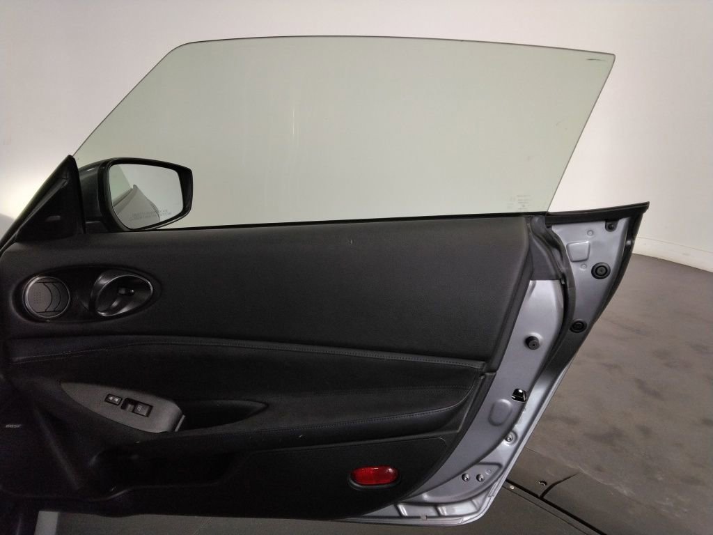 Used 2024 Nissan Z Performance w/ Floor Mat Package image 34