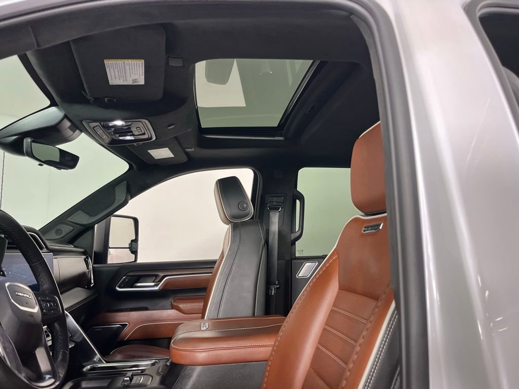 Used 2024 GMC Sierra 2500 Denali Ultimate image 17