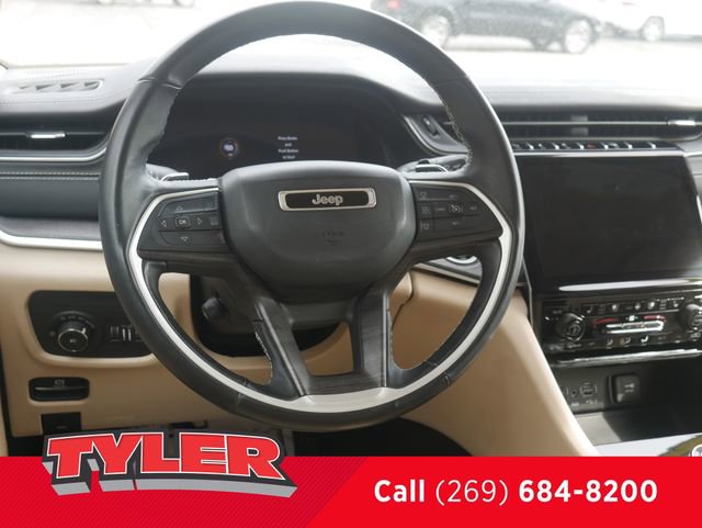 Certified 2022 Jeep Grand Cherokee Limited w/ Luxury Tech Group II AWD/4WD image 42