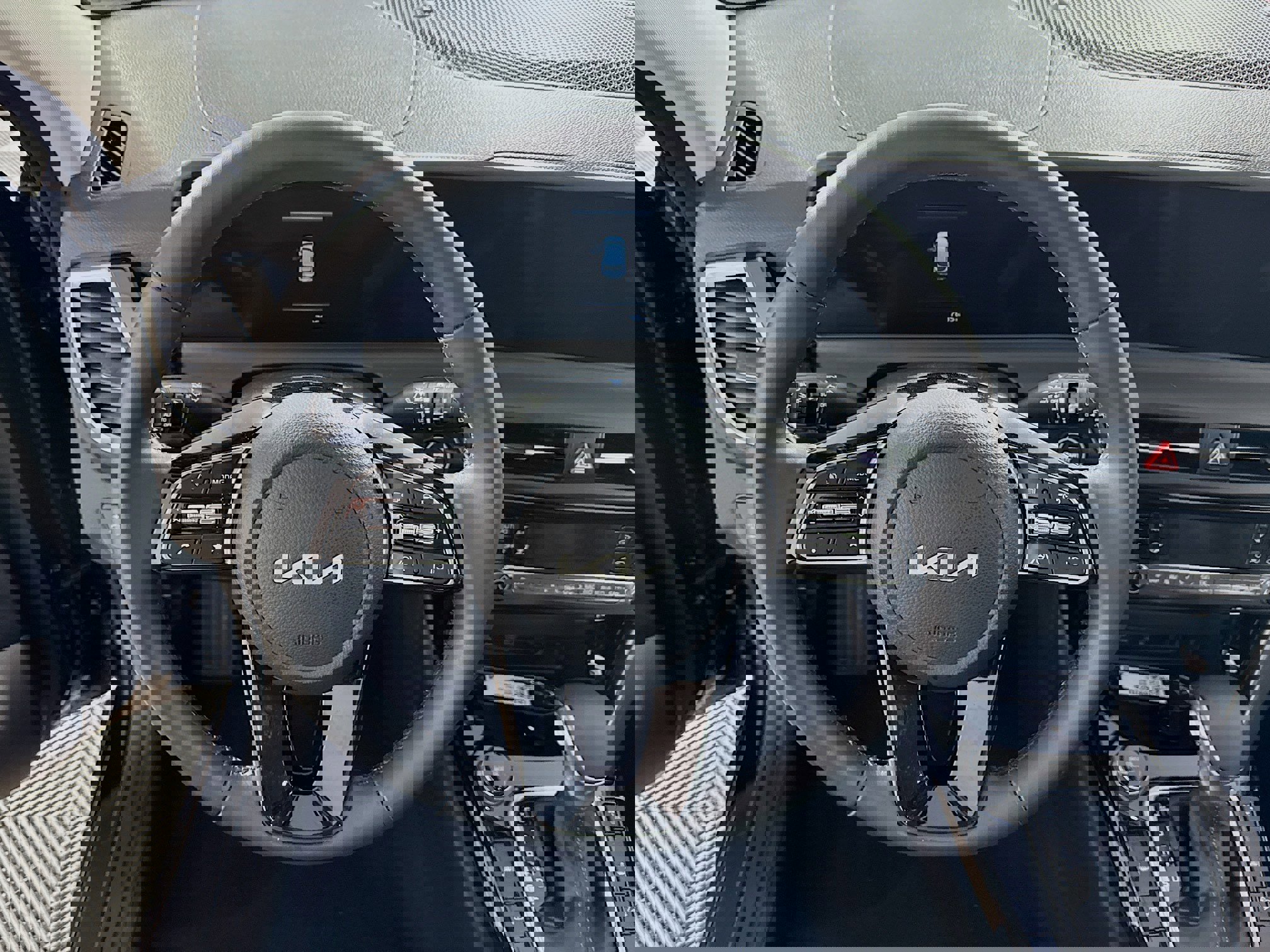 Used 2025 Kia Seltos S image 15