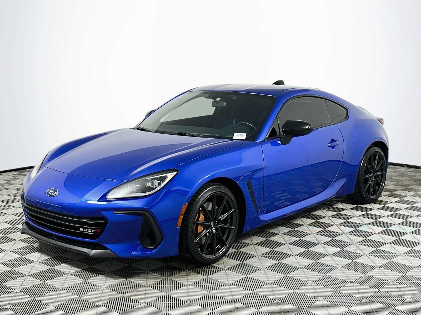 Certified 2025 Subaru BRZ tS RWD image 3