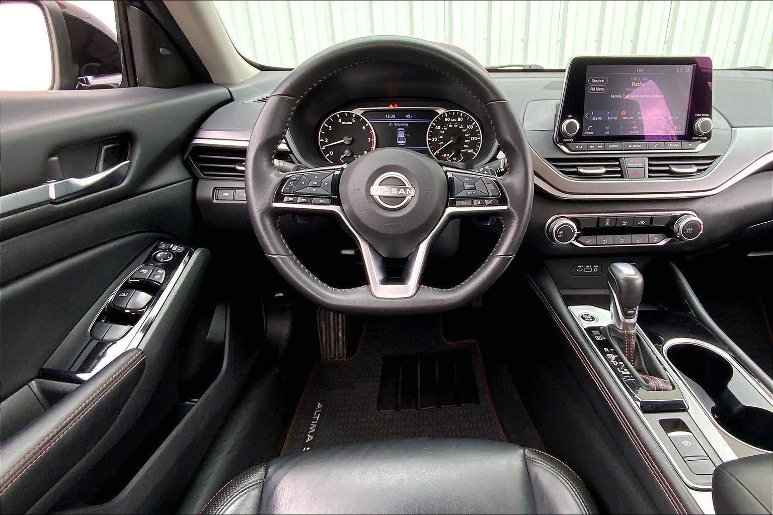 Used 2024 Nissan Altima 2.5 SR image 5